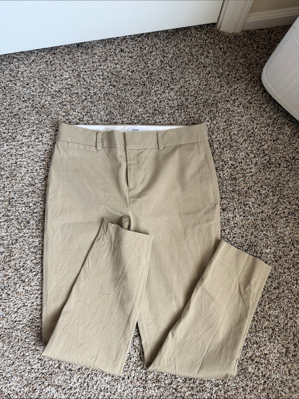 crown & ivy Straight Leg Pants in Khaki